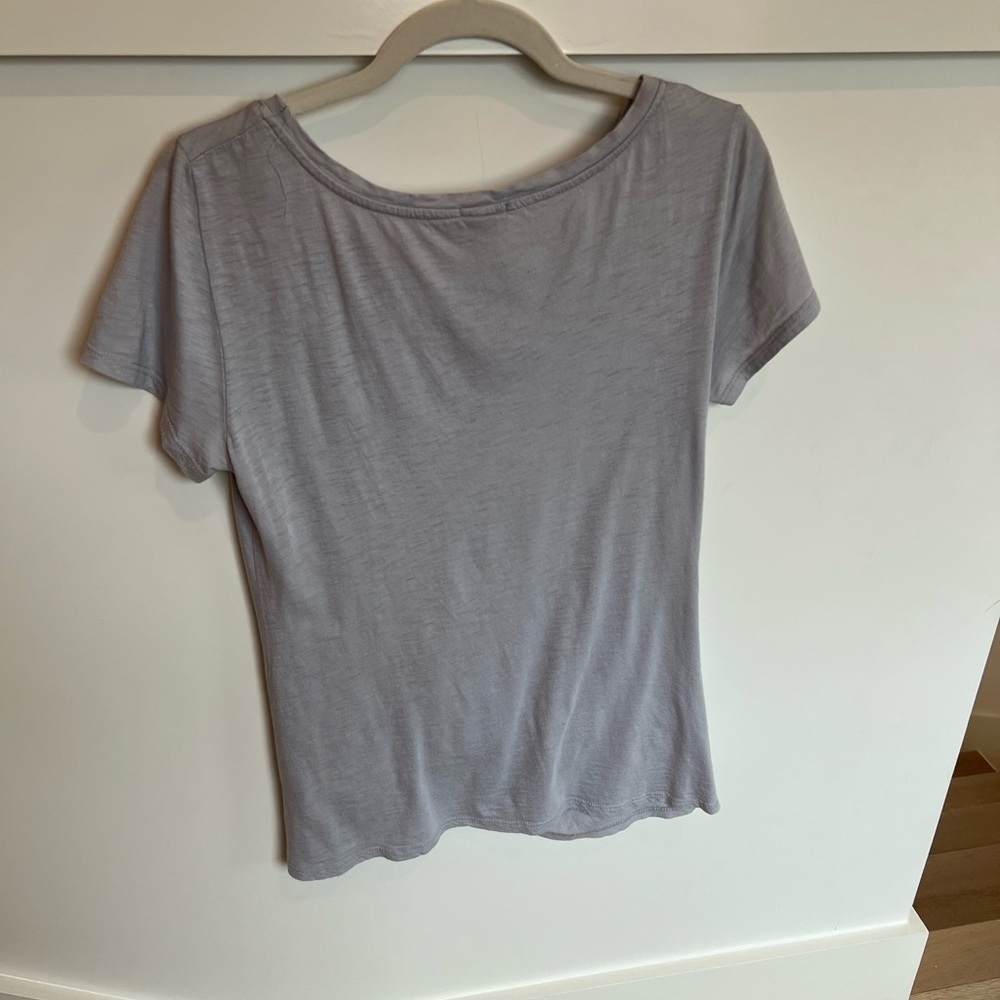 BP Short Sleeve T-Shirt Scoop Neck with Front Knot in Grey Nordstrom - Picture 9 of 15